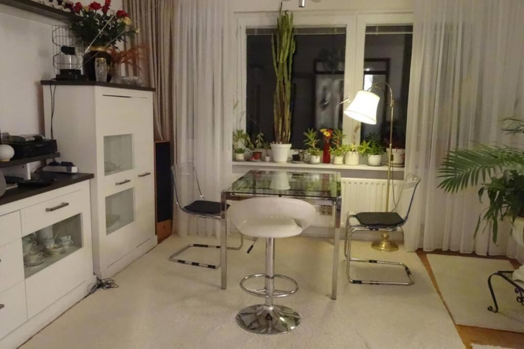 Schoene, Ruhige Wohnung In Berlin-Steglitz Екстериор снимка