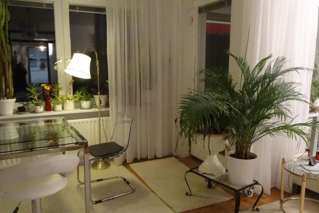 Schoene, Ruhige Wohnung In Berlin-Steglitz Екстериор снимка